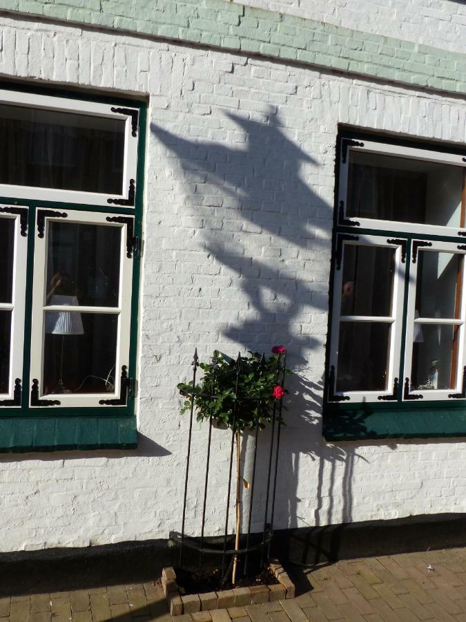 Alter Kraemerladen Von 1732 Friedrichstadt Exterior photo